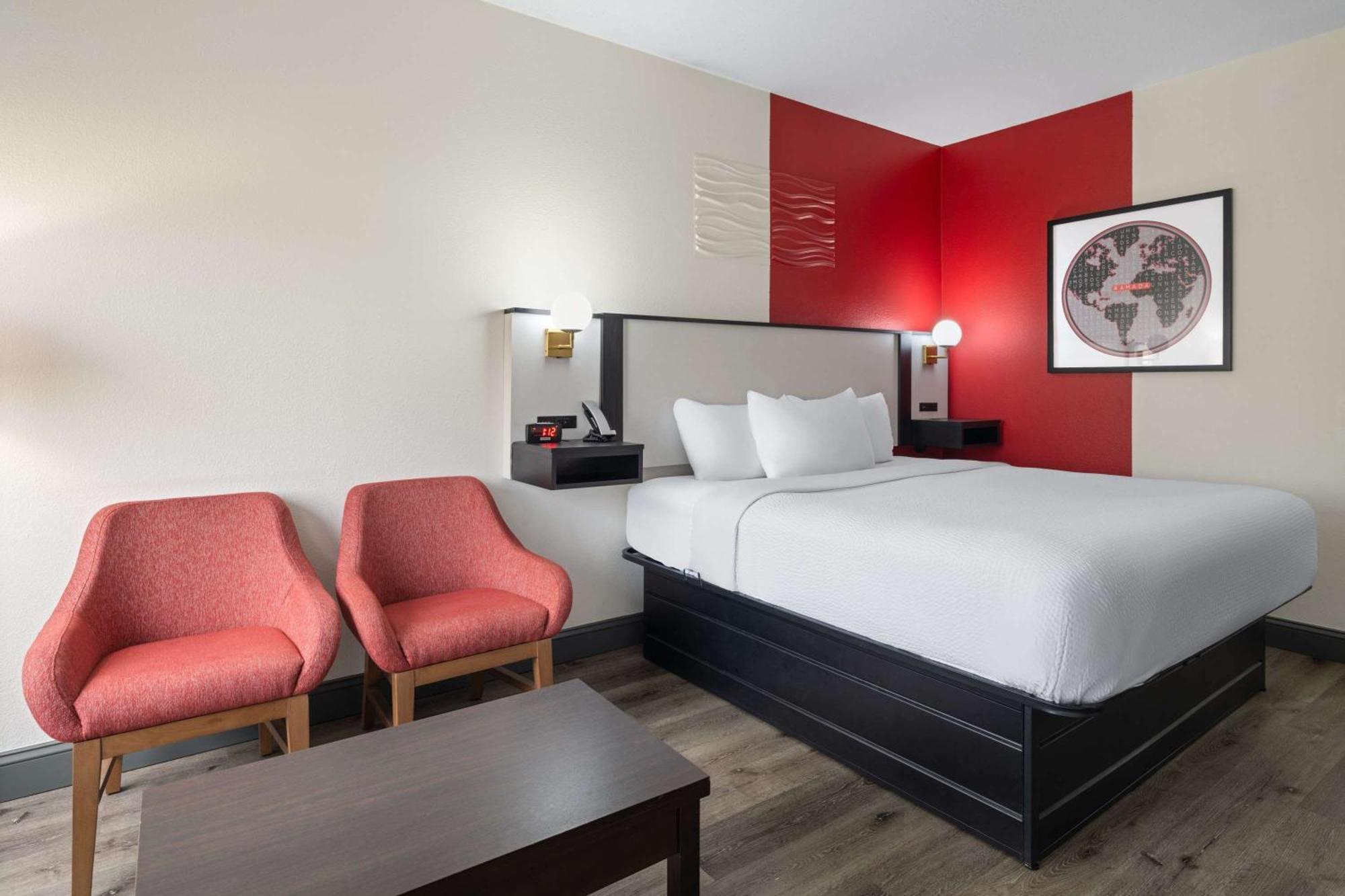 Ramada By Wyndham Locust Grove Exterior foto