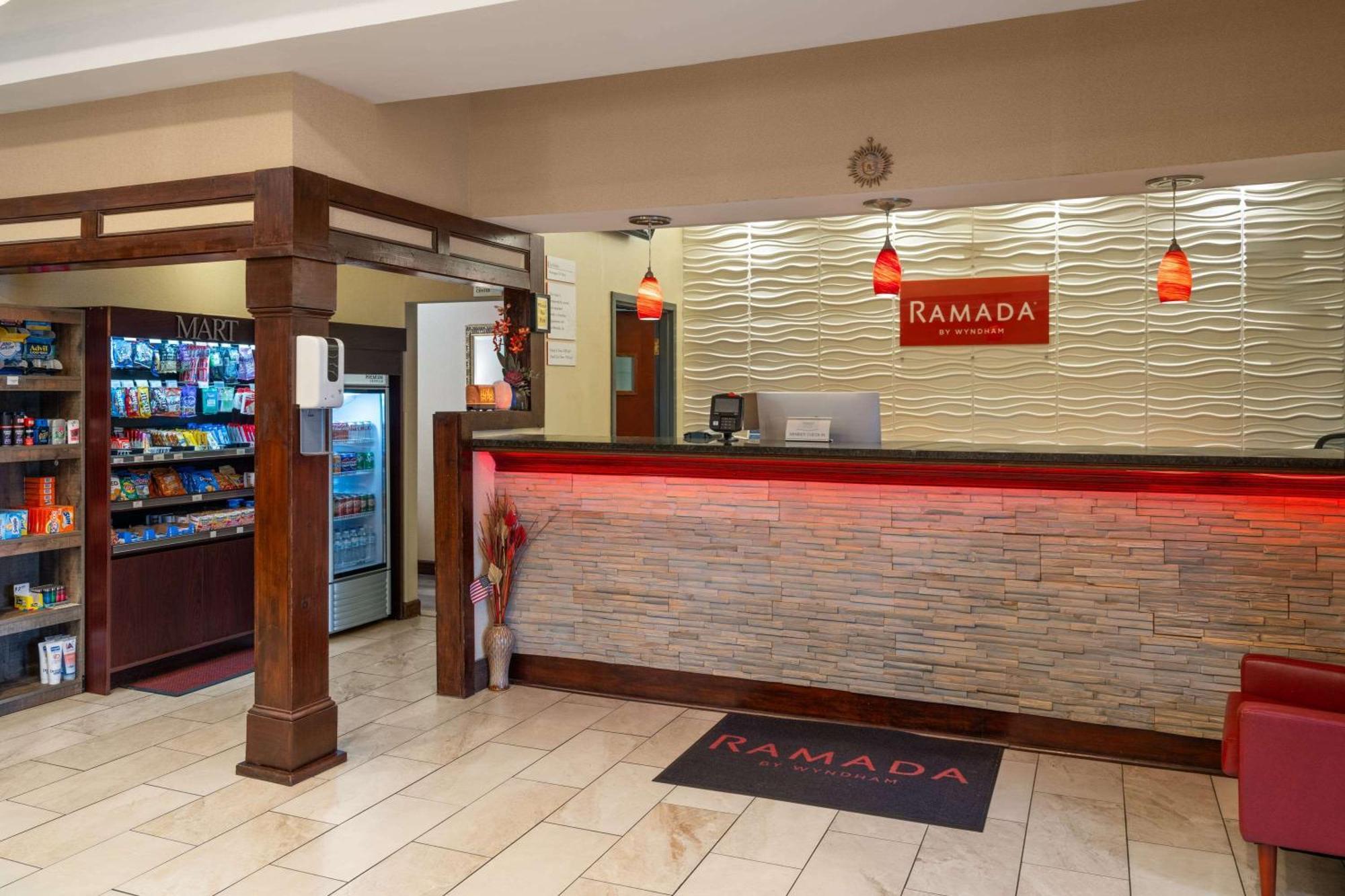 Ramada By Wyndham Locust Grove Exterior foto